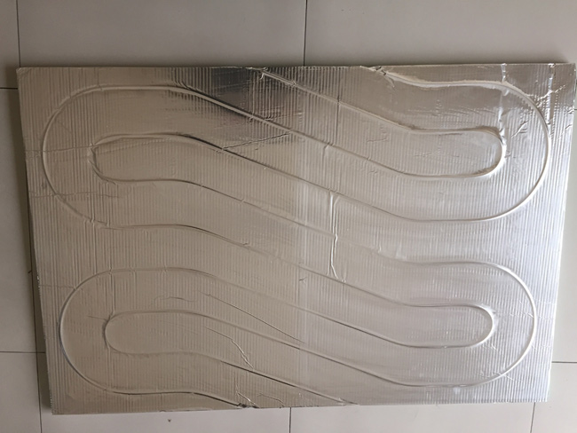 預(yù)置溝槽鋁板地暖模塊