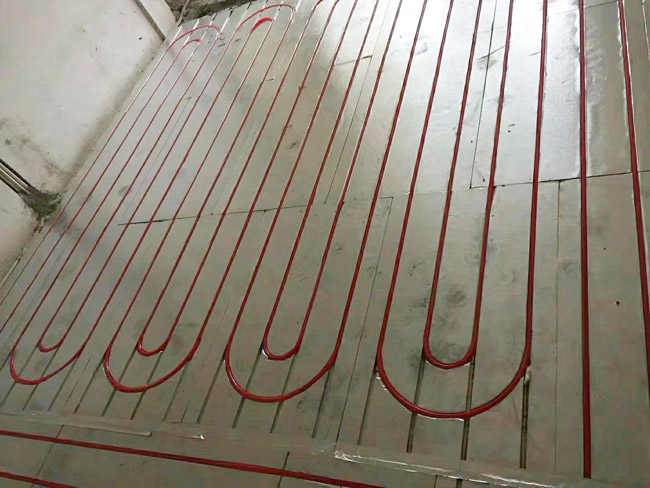 預(yù)置溝槽鋁板地暖模塊